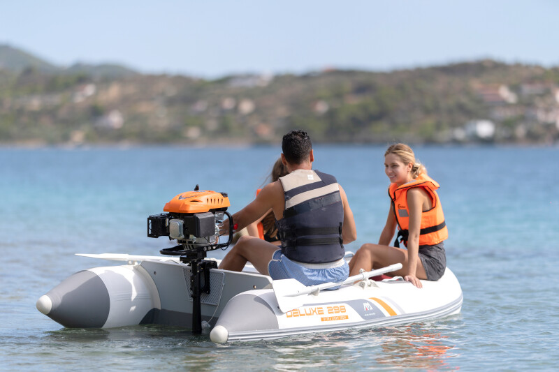 Inflatable 3+1-seat boat Aqua Marina U-Deluxe 298x155 cm, BT-UD298